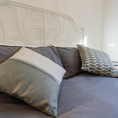 Lovely Corner In The Heart Of The Lake By Rent All Como Exterior photo