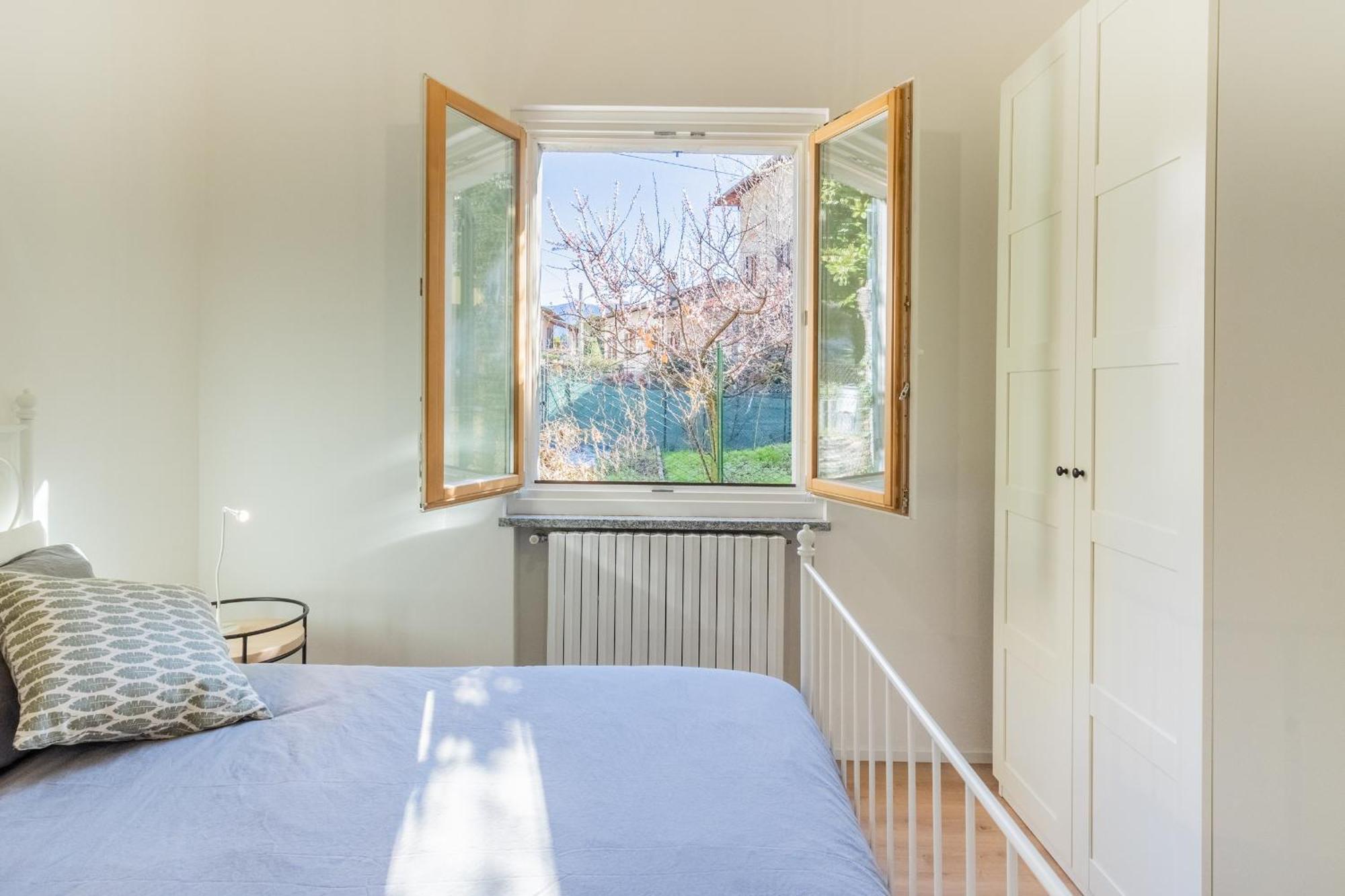 Lovely Corner In The Heart Of The Lake By Rent All Como Exterior photo